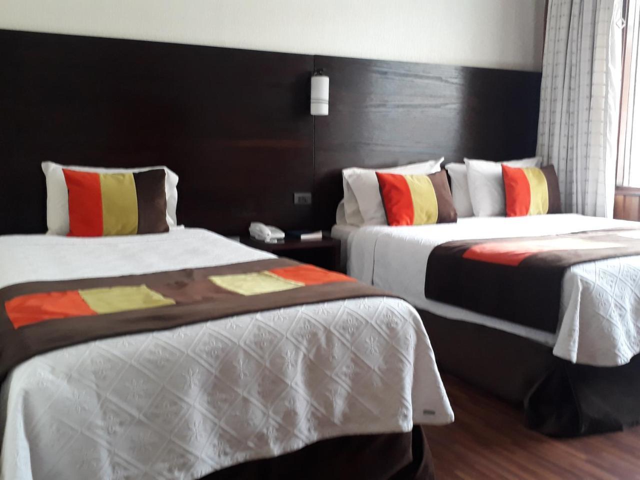 Hl Hotel Low Cost Santiago Ngoại thất bức ảnh